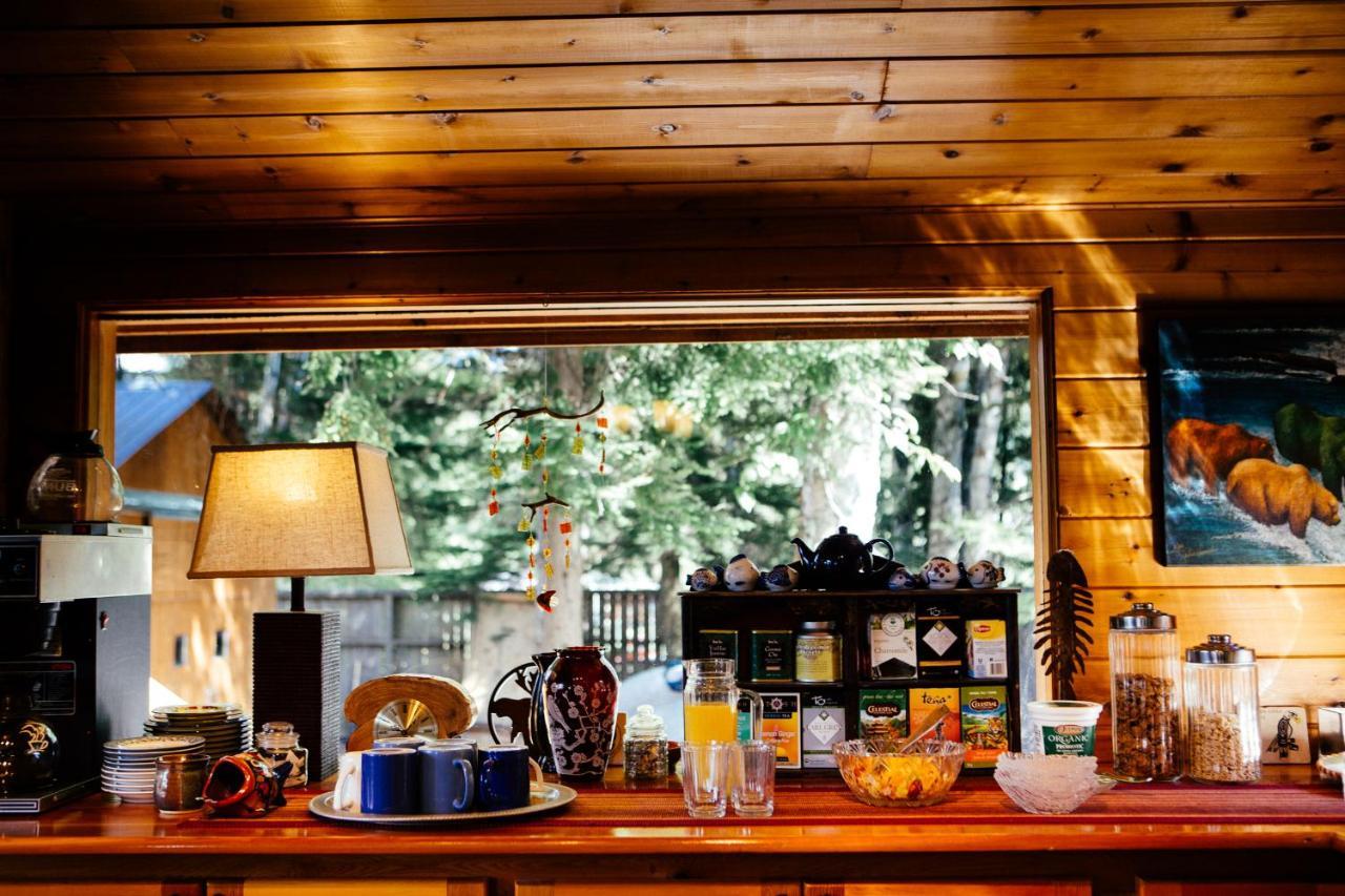 Skeena River House Bed & Breakfast Terrace Exteriör bild
