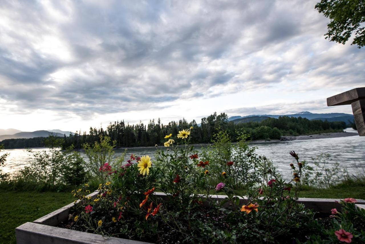 Skeena River House Bed & Breakfast Terrace Exteriör bild